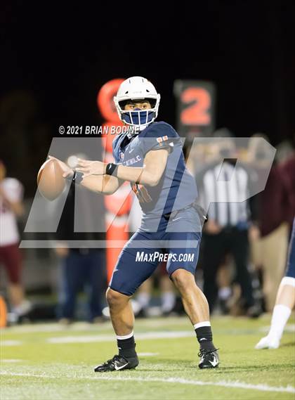 Thumbnail 1 in O'Dea @ Eastside Catholic photogallery.