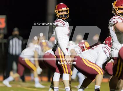 Thumbnail 3 in O'Dea @ Eastside Catholic photogallery.