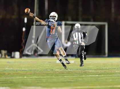 Thumbnail 1 in O'Dea @ Eastside Catholic photogallery.