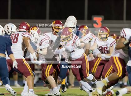 Thumbnail 3 in O'Dea @ Eastside Catholic photogallery.