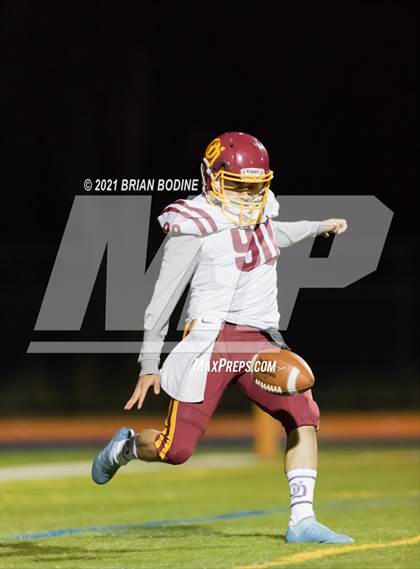 Thumbnail 3 in O'Dea @ Eastside Catholic photogallery.
