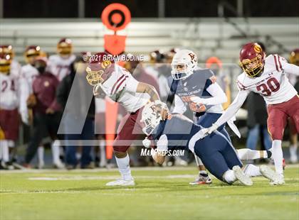 Thumbnail 3 in O'Dea @ Eastside Catholic photogallery.