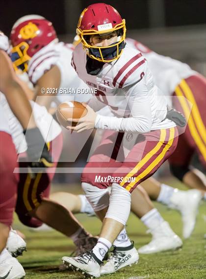 Thumbnail 2 in O'Dea @ Eastside Catholic photogallery.