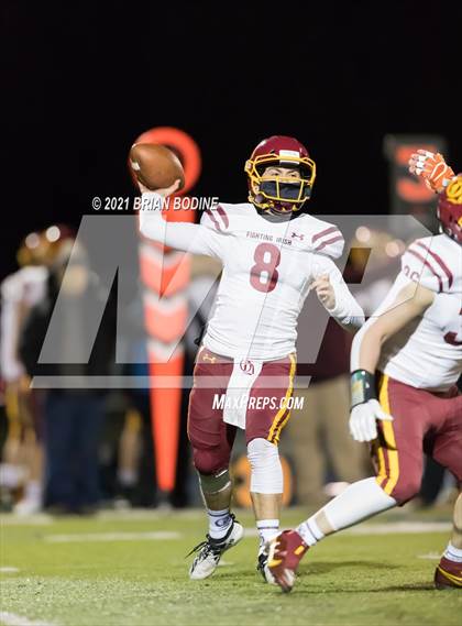 Thumbnail 3 in O'Dea @ Eastside Catholic photogallery.