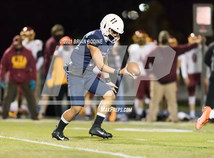 Thumbnail 3 in O'Dea @ Eastside Catholic photogallery.