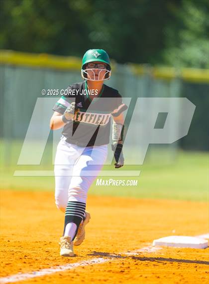 Thumbnail 2 in St. Anne-Pacelli vs Westfield photogallery.