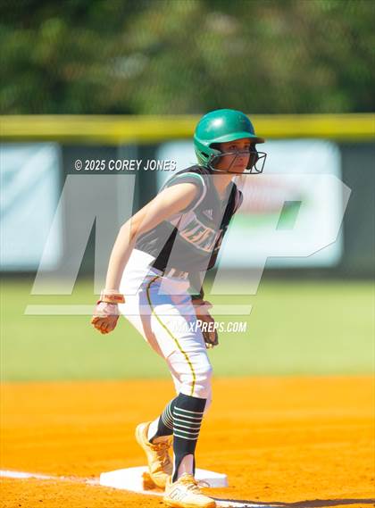 Thumbnail 2 in St. Anne-Pacelli vs Westfield photogallery.