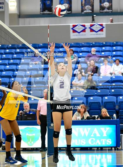Thumbnail 2 in Fayetteville vs North Little Rock (AAA 7A 2nd Round Playoff) photogallery.