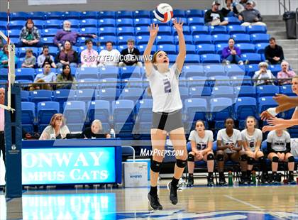 Thumbnail 2 in Fayetteville vs North Little Rock (AAA 7A 2nd Round Playoff) photogallery.