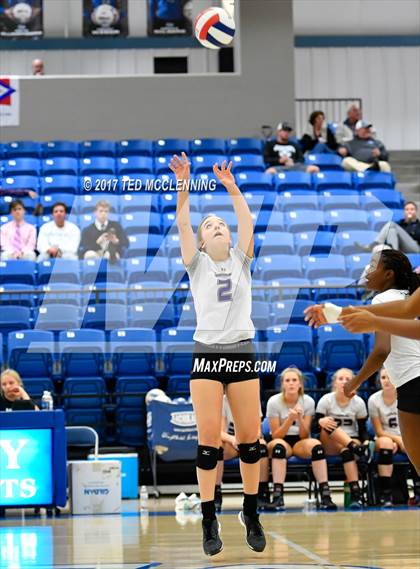 Thumbnail 2 in Fayetteville vs North Little Rock (AAA 7A 2nd Round Playoff) photogallery.