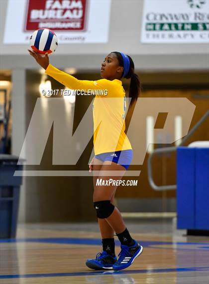 Thumbnail 2 in Fayetteville vs North Little Rock (AAA 7A 2nd Round Playoff) photogallery.