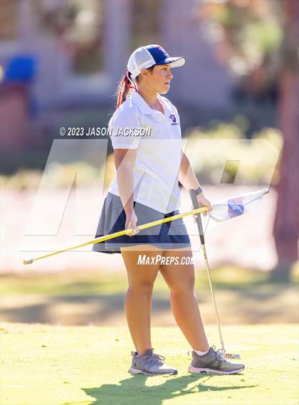 Thumbnail 3 in NCHSAA 4A Final (Day 1) photogallery.