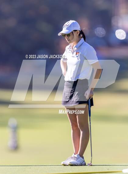 Thumbnail 2 in NCHSAA 4A Final (Day 1) photogallery.
