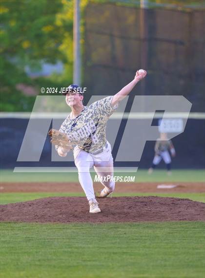 Thumbnail 2 in Western Branch @ Hickory photogallery.