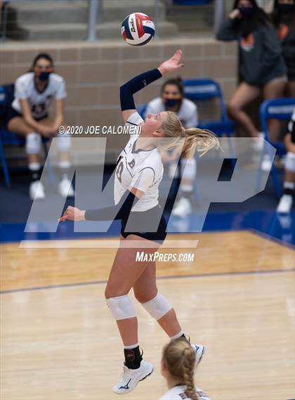 Thumbnail 1 in Reagan [Ronald] vs Brandeis photogallery.