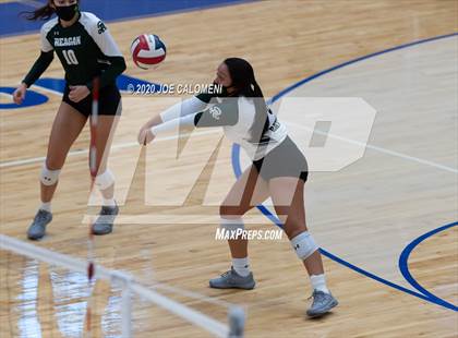 Thumbnail 1 in Reagan [Ronald] vs Brandeis photogallery.