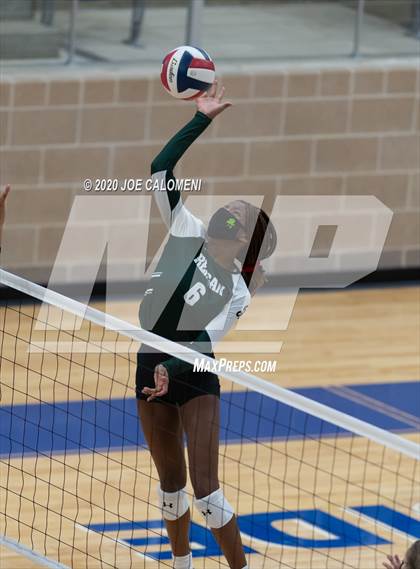 Thumbnail 3 in Reagan [Ronald] vs Brandeis photogallery.