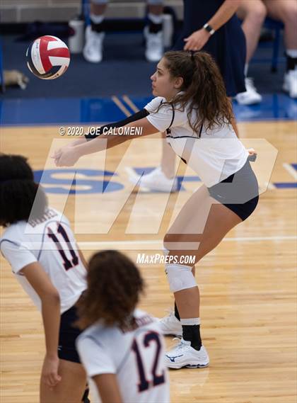 Thumbnail 3 in Reagan [Ronald] vs Brandeis photogallery.