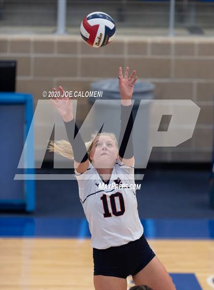 Thumbnail 2 in Reagan [Ronald] vs Brandeis photogallery.