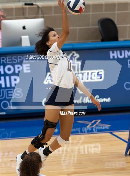 Thumbnail 2 in Reagan [Ronald] vs Brandeis photogallery.