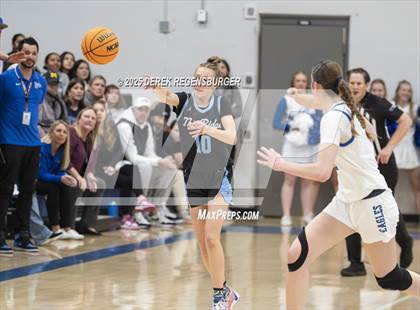 Thumbnail 2 in Riverdale Ridge vs Broomfield (CHSAA 6A Sweet 16) photogallery.