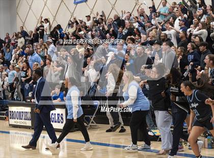 Thumbnail 3 in Riverdale Ridge vs Broomfield (CHSAA 6A Sweet 16) photogallery.