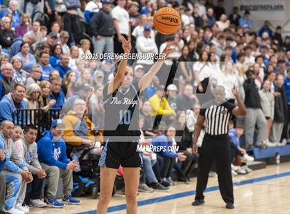 Thumbnail 3 in Riverdale Ridge vs Broomfield (CHSAA 6A Sweet 16) photogallery.