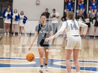 Thumbnail 2 in Riverdale Ridge vs Broomfield (CHSAA 6A Sweet 16) photogallery.