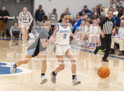 Thumbnail 2 in Riverdale Ridge vs Broomfield (CHSAA 6A Sweet 16) photogallery.