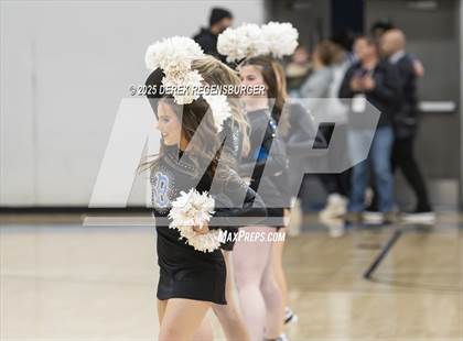 Thumbnail 2 in Riverdale Ridge vs Broomfield (CHSAA 6A Sweet 16) photogallery.