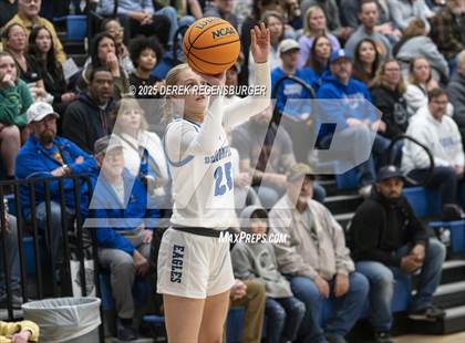 Thumbnail 3 in Riverdale Ridge vs Broomfield (CHSAA 6A Sweet 16) photogallery.