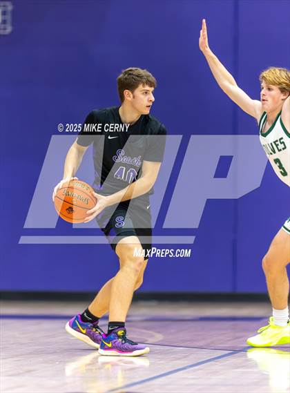 Thumbnail 3 in Park Hill South vs Blue Valley Southwest (810 Varsity Showcase #39) photogallery.