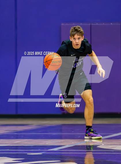 Thumbnail 2 in Park Hill South vs Blue Valley Southwest (810 Varsity Showcase #39) photogallery.