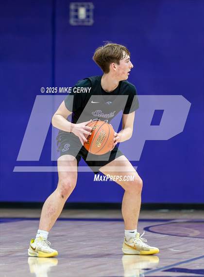 Thumbnail 1 in Park Hill South vs Blue Valley Southwest (810 Varsity Showcase #39) photogallery.