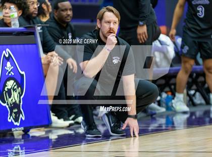 Thumbnail 1 in Park Hill South vs Blue Valley Southwest (810 Varsity Showcase #39) photogallery.