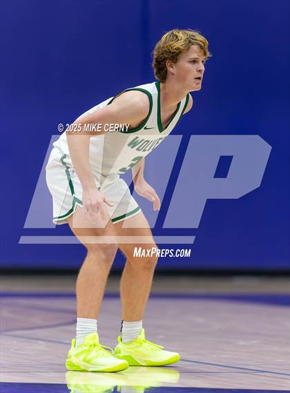 Thumbnail 2 in Park Hill South vs Blue Valley Southwest (810 Varsity Showcase #39) photogallery.