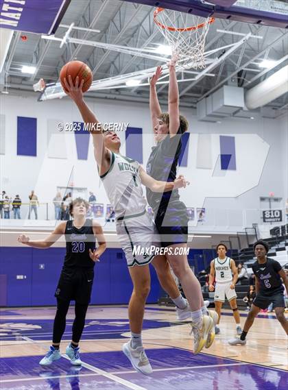 Thumbnail 1 in Park Hill South vs Blue Valley Southwest (810 Varsity Showcase #39) photogallery.
