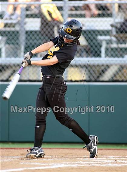 Thumbnail 3 in Crandall vs Prosper 3A Region 2 Area Playoffs photogallery.
