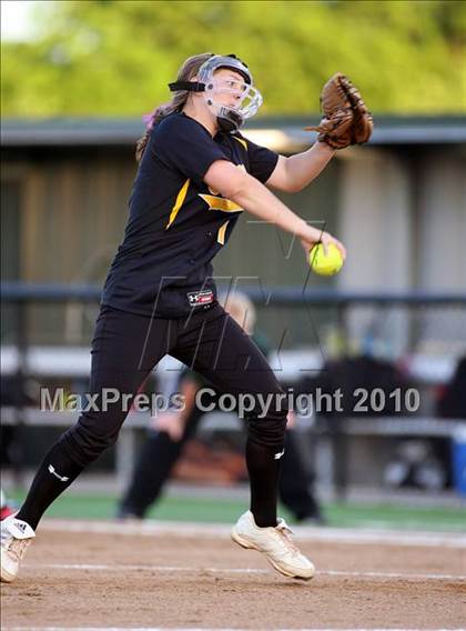 Thumbnail 1 in Crandall vs Prosper 3A Region 2 Area Playoffs photogallery.