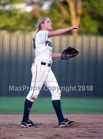 Thumbnail 3 in Crandall vs Prosper 3A Region 2 Area Playoffs photogallery.