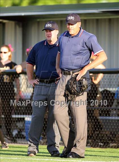 Thumbnail 2 in Crandall vs Prosper 3A Region 2 Area Playoffs photogallery.