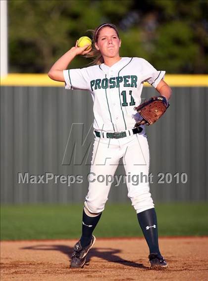 Thumbnail 2 in Crandall vs Prosper 3A Region 2 Area Playoffs photogallery.