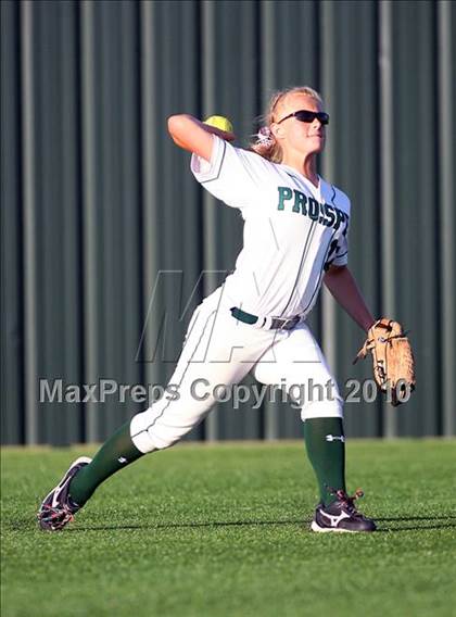 Thumbnail 2 in Crandall vs Prosper 3A Region 2 Area Playoffs photogallery.