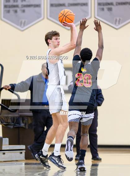 Thumbnail 2 in Harding University @ Hough photogallery.