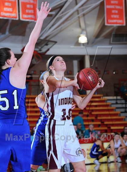Thumbnail 1 in Gardner-Edgerton vs Hays (Mid America Classic 7th Place) photogallery.