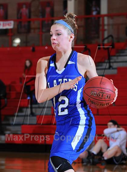 Thumbnail 2 in Gardner-Edgerton vs Hays (Mid America Classic 7th Place) photogallery.