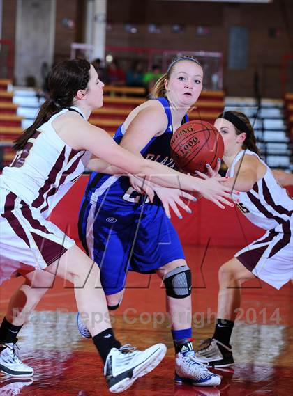 Thumbnail 3 in Gardner-Edgerton vs Hays (Mid America Classic 7th Place) photogallery.