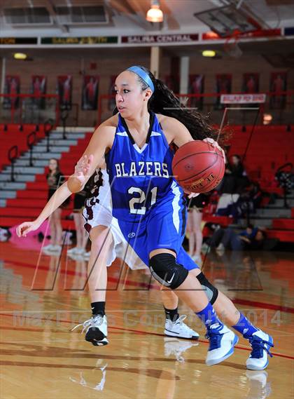 Thumbnail 1 in Gardner-Edgerton vs Hays (Mid America Classic 7th Place) photogallery.