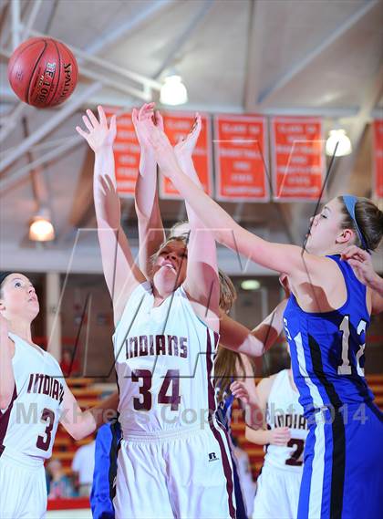 Thumbnail 1 in Gardner-Edgerton vs Hays (Mid America Classic 7th Place) photogallery.