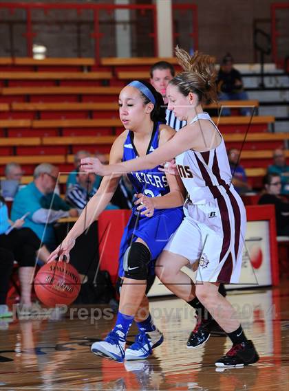 Thumbnail 1 in Gardner-Edgerton vs Hays (Mid America Classic 7th Place) photogallery.